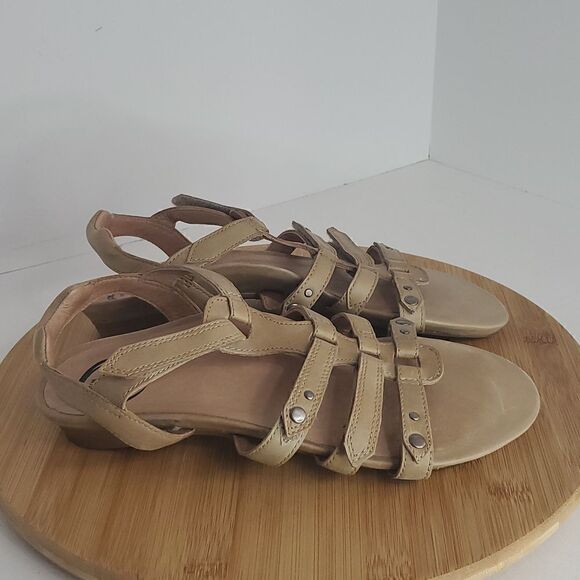 abeo B.I.O. System Sloane Leather Flat Sandals Tan Size 9N - Picture 8 of 11